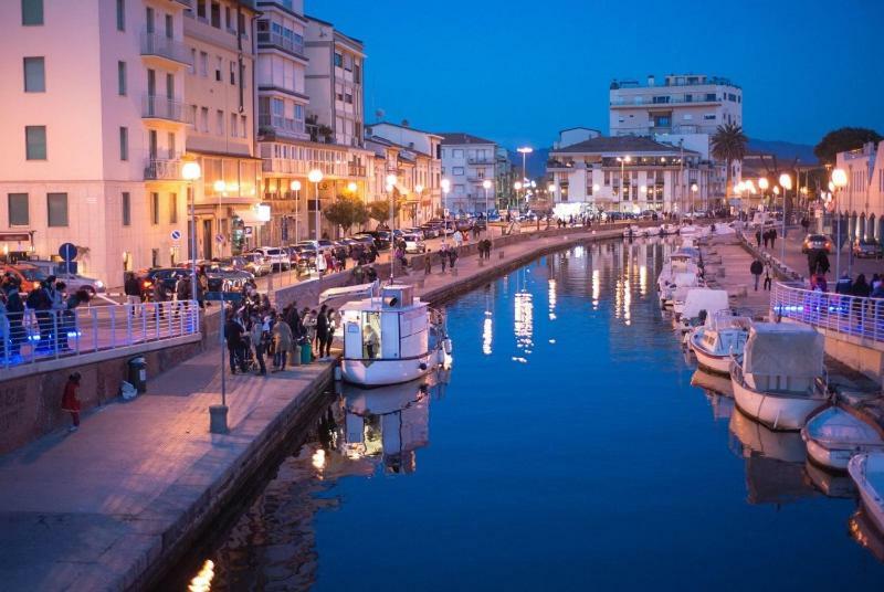 Casavacanza Villa D Funny Viareggio Eksteriør bilde
