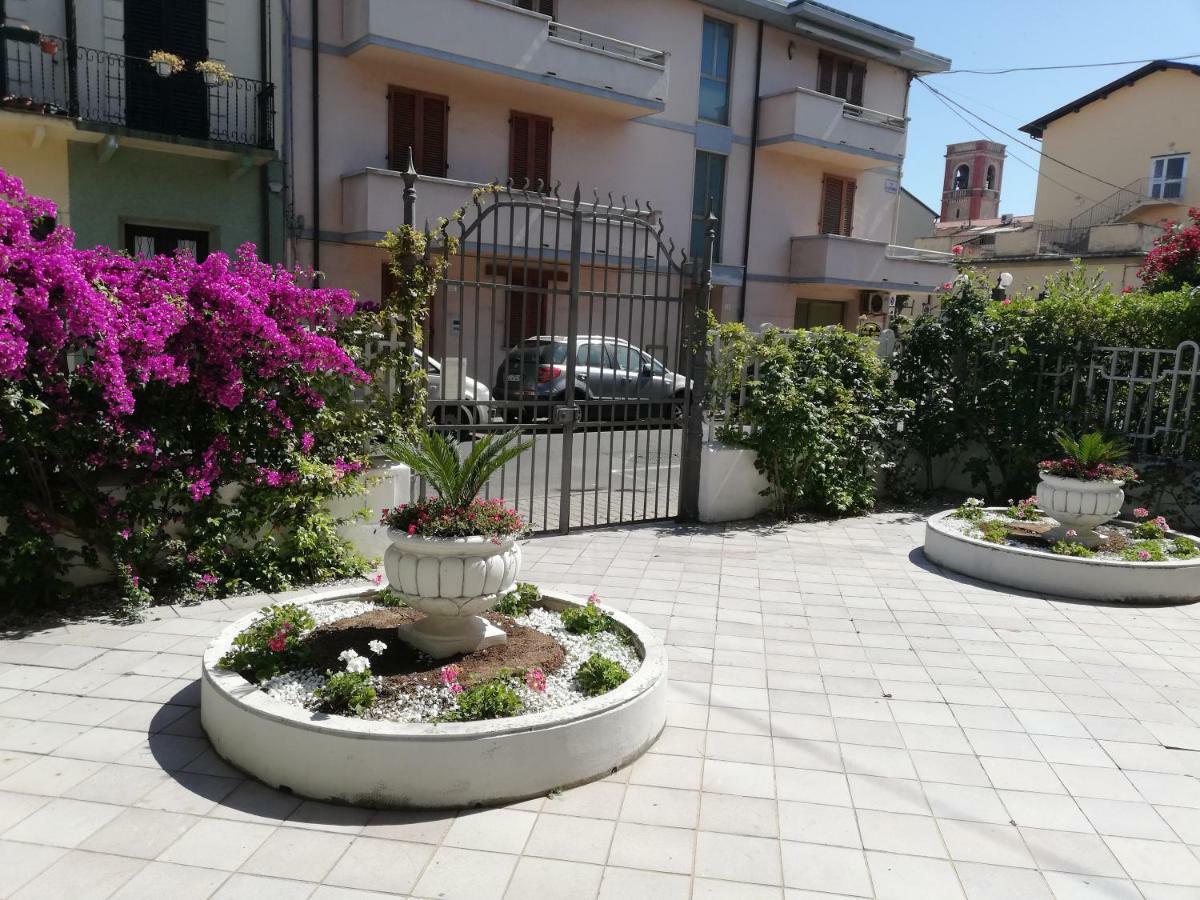 Casavacanza Villa D Funny Viareggio Eksteriør bilde